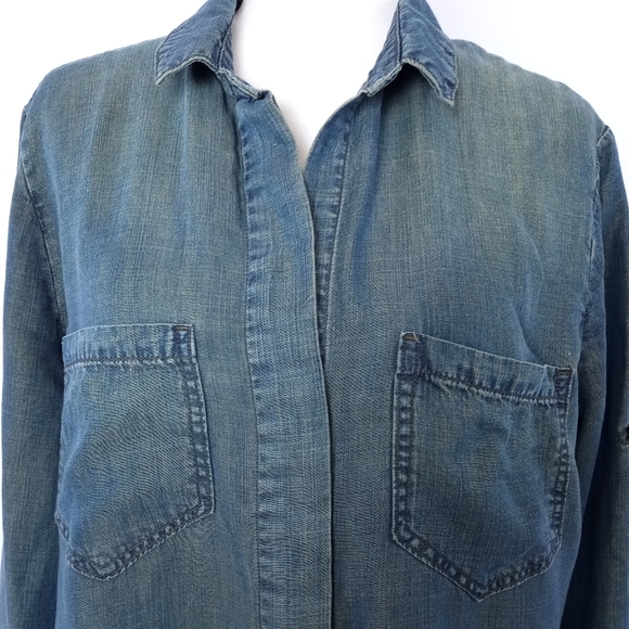 Bella Dahl Tencel Chambray Hi/Low Button Down Shirt - Picture 4 of 11